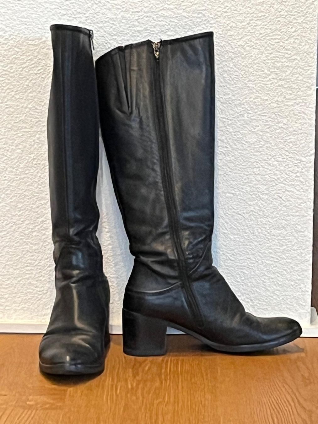 Scarpe da donna: Lederstiefel, Gr. 37, made in Italy – Usato da Evilard venduto da Madmaya 2