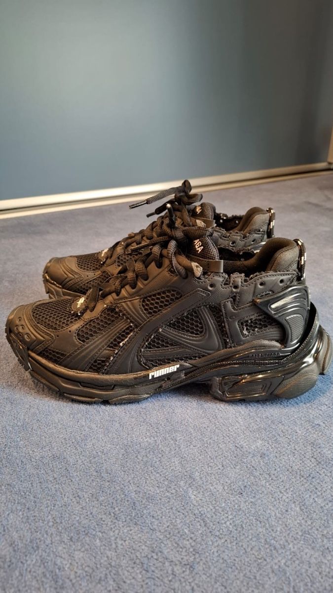 Balenciaga Scarpe da uomo: Balenciaga Runner – Usato da Balzers venduto da mackfose
