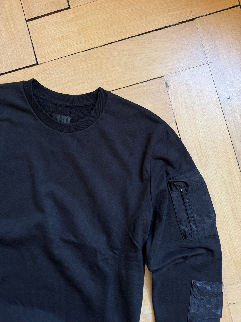 Maglioni & Felpe: D.GNAK - Sweatshirt schwarz 46 – Usato da Zürich venduto da Diazaio 1