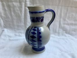 Vase / Krug aus Steingut