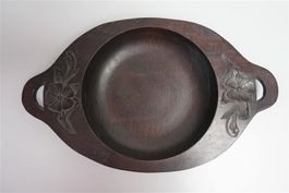 Schale, Brienzer Schnitzerei