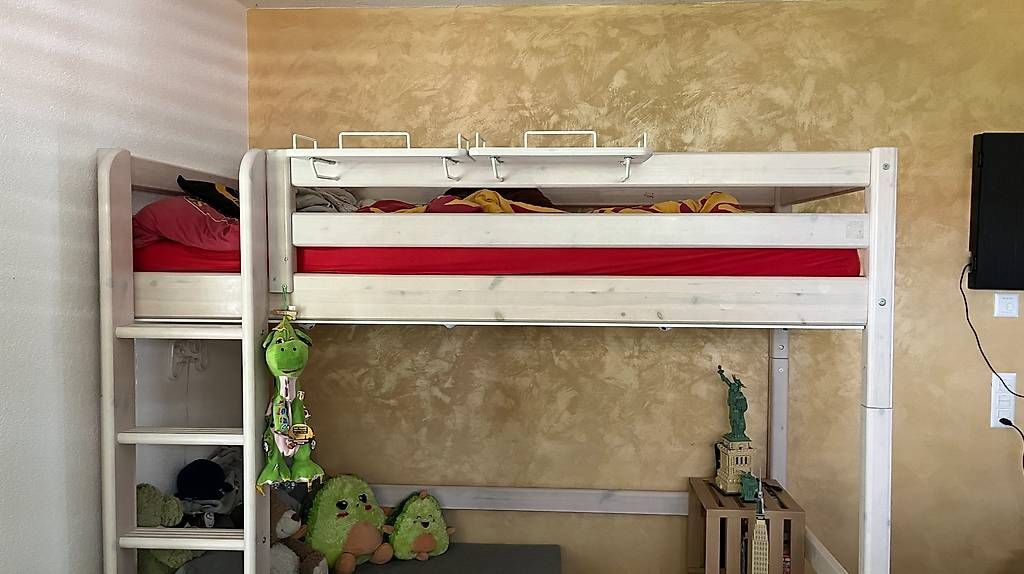 Betten: Flexa CLASSIC Hochbett inkl. 2 Einhängenachttische – Gebraucht aus Mühlethurnen von JackyCindy 1