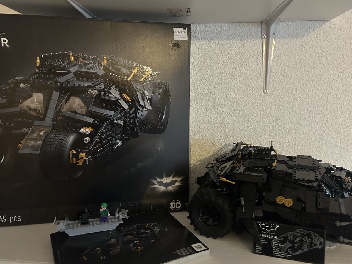 Lego Kit di costruzioni: Lego Technic Batmobile Tumbler 76240 Batman – Usato da Wegenstetten venduto da Pumukel85 5