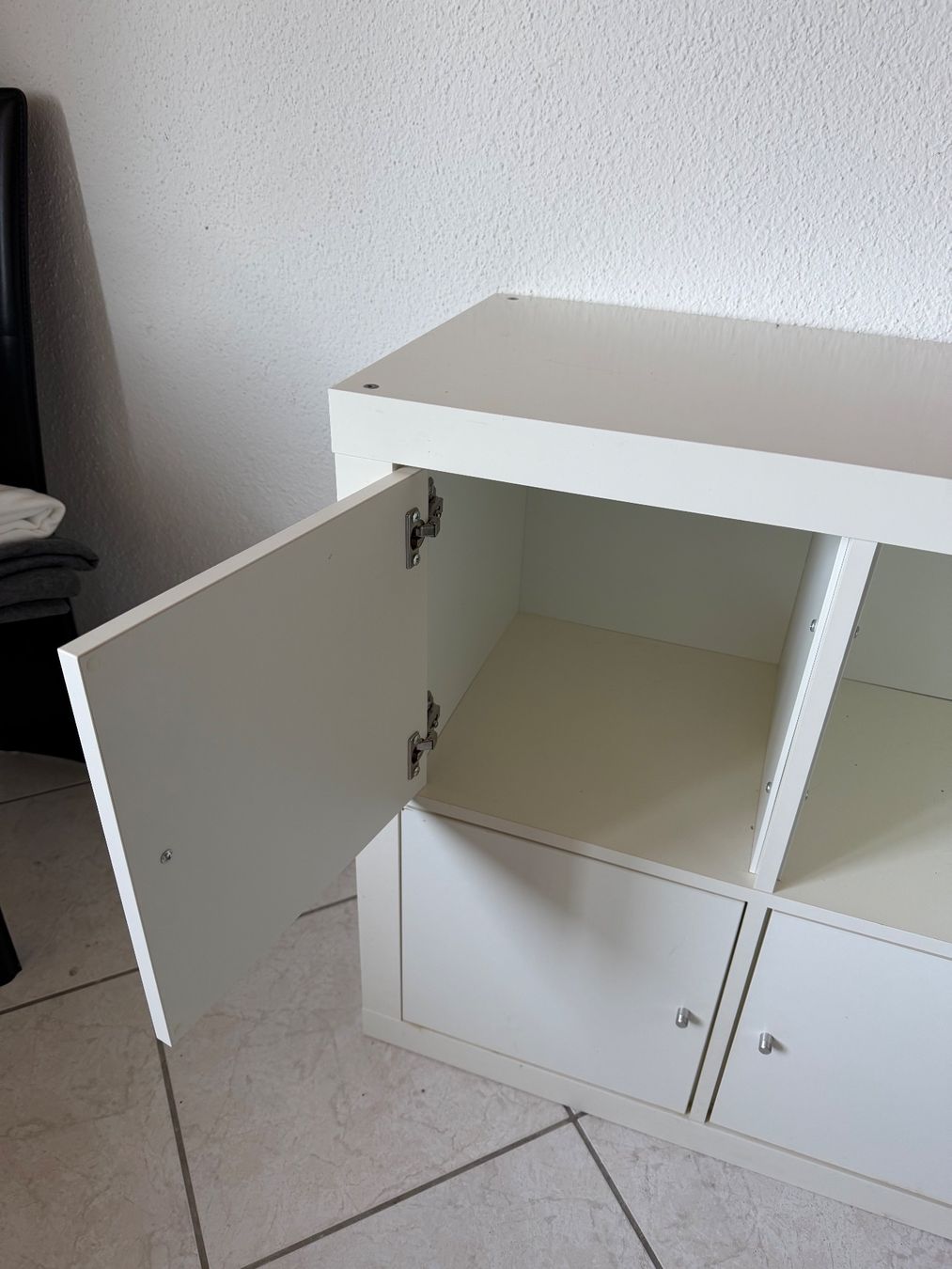 Ikea Scaffali: 3x IKEA Expedit Regal 2x2 in weiss – Usato da Grosswangen venduto da Swisslue 2
