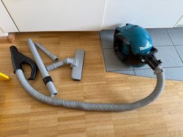 Makita Staubsauger DCL500