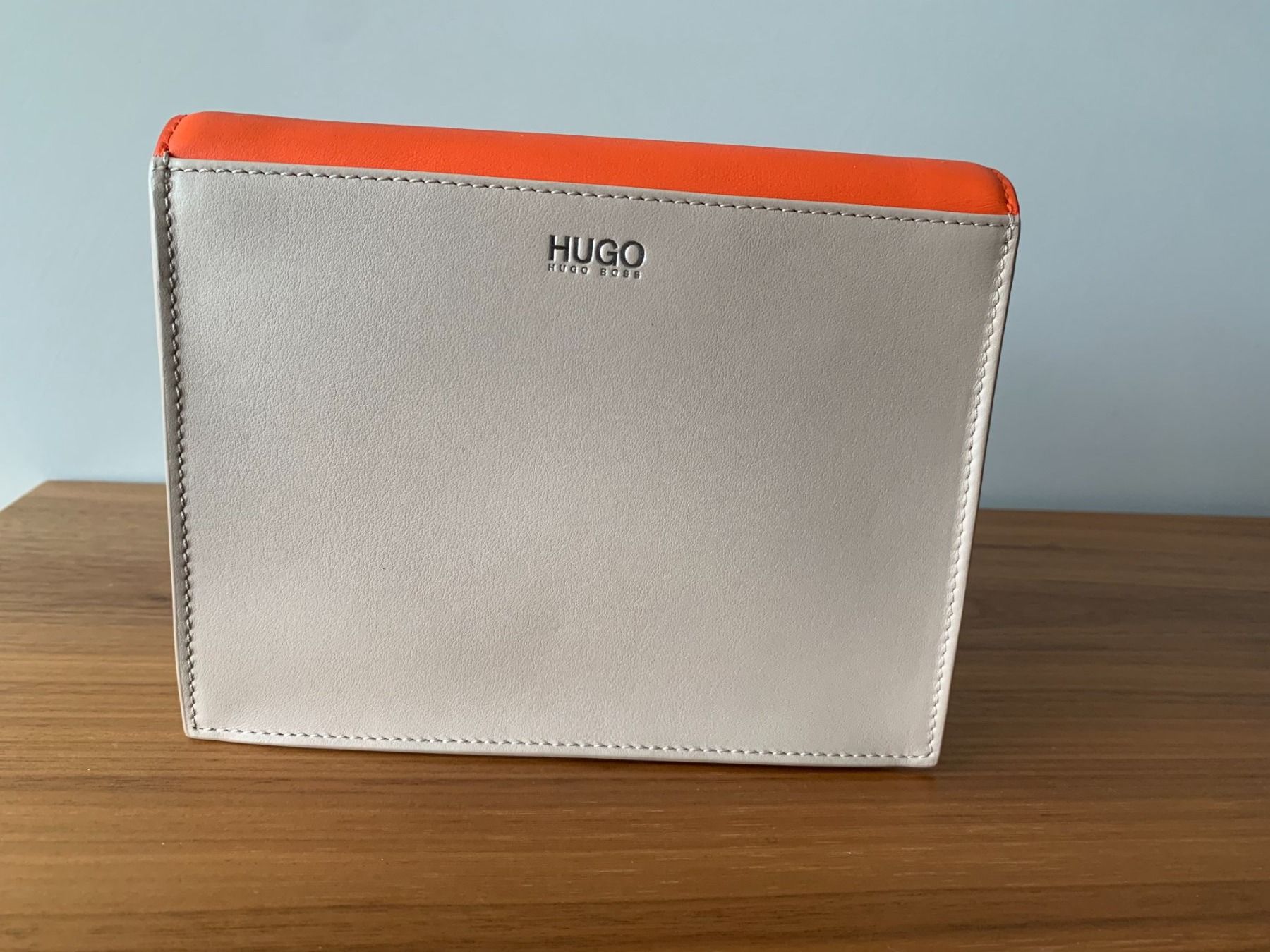 Hugo Boss Taschen für Damen: Handtasche, NEU, Hugo Boss – Neu (gemäss Beschreibung) aus schmerikon von nicole091 8