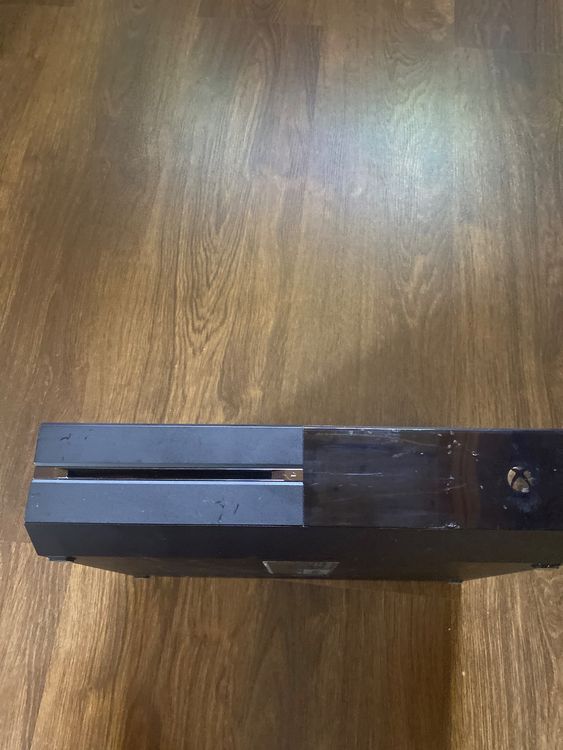 Xbox one 500 Go Testé Fonctionne Vendu Sans Câbles Sans Manettes Model