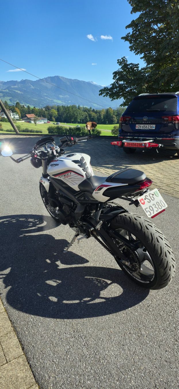 Triumph Strada: Triumph Street Triple S, Jg. 2020 – Usato da Gebertingen venduto da neweschenbach 3