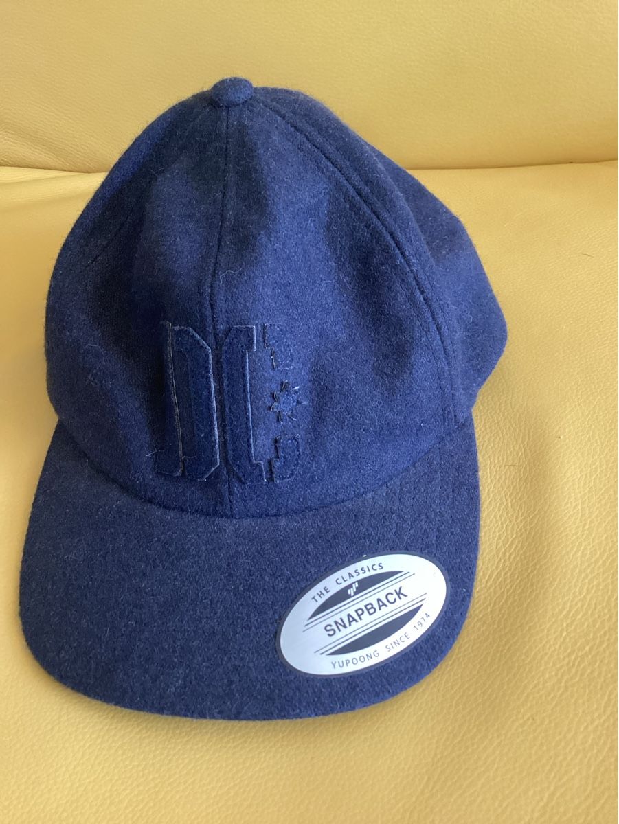 Altro in  Abbigliamento & Accessori: DC Cap The Classics Snapback Mütze, dunkelblau – Usato da Zürich venduto da Struktur
