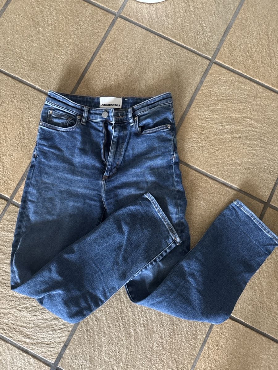 Armedangels Jeans: Jeans von Armed Angels – Neu (gemäss Beschreibung) aus Schlieren von nowaya