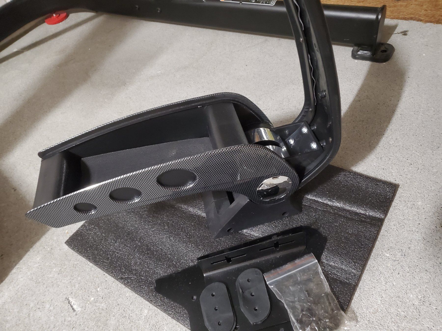 Accessori per altri veicoli: Neu, Universal Auto Armlehne – Nuovo (secondo la descrizione) da Schattdorf venduto da stu_vkh6 1