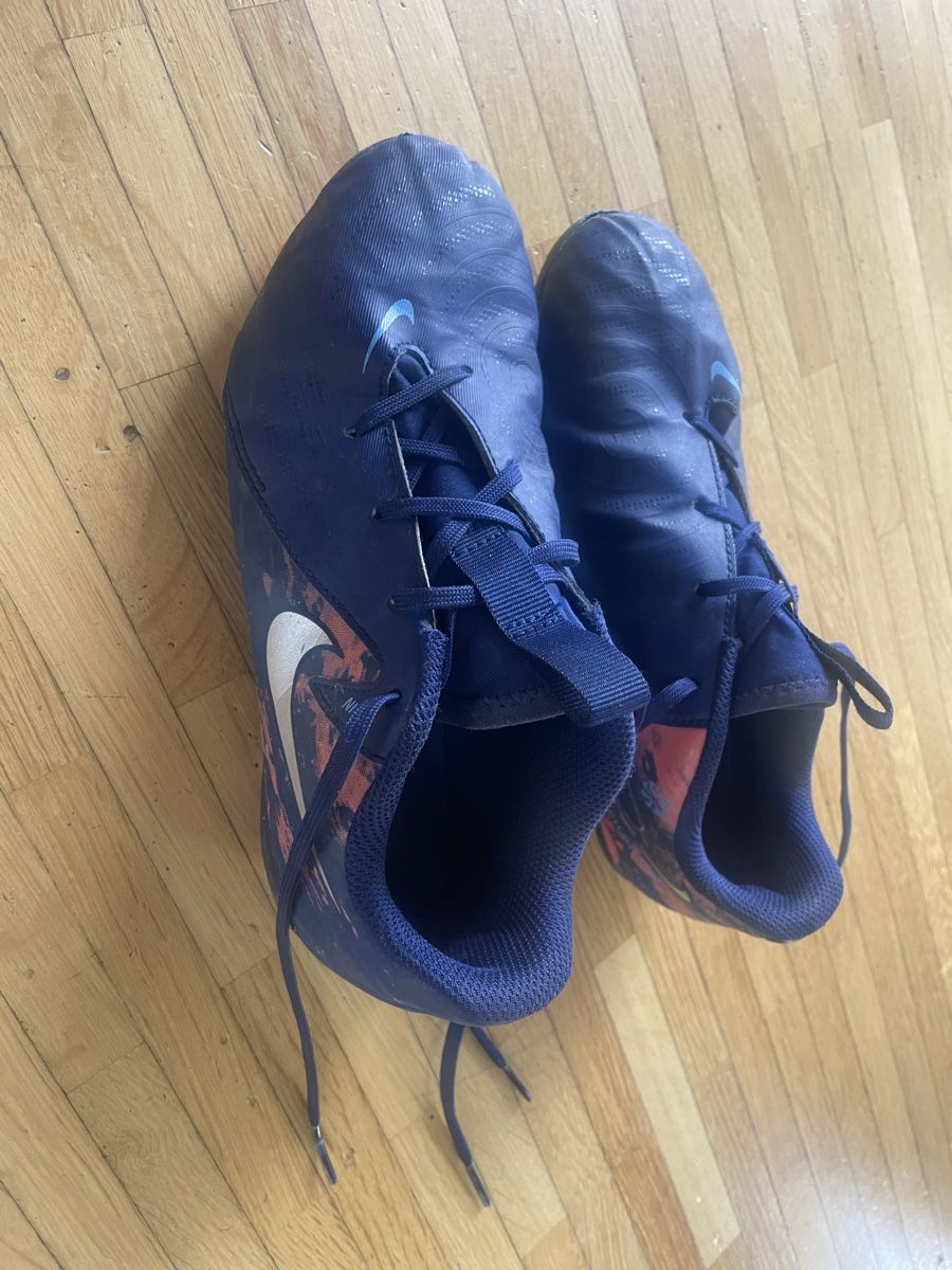 Nike Scarpe da uomo: Fussballschuhe Force9 Nike – Usato da Männedorf venduto da ninaswiss