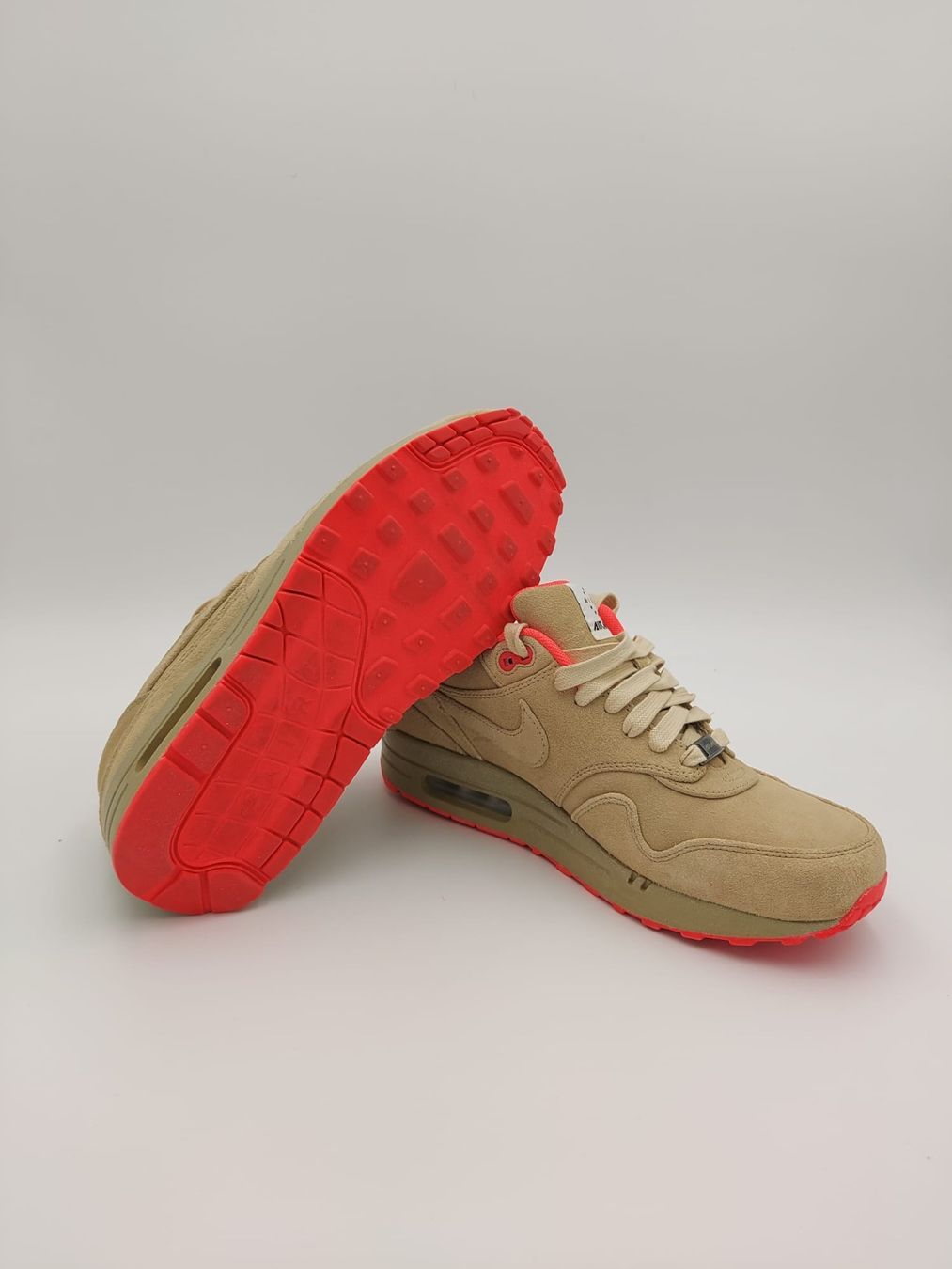 Nike Scarpe da uomo: Nike Air Max 1 Turf Milan – Nuovo (secondo la descrizione) da Widnau venduto da Streetclothing 2