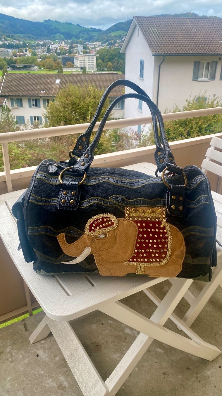 Borse: Tasche ,oder Reisetasche mit Elefant – Usato da luzern venduto da bar_5gtr