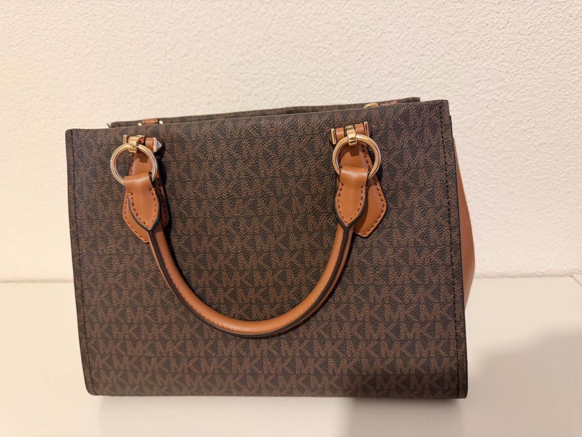 Michael Kors Borse: Michael Kors Handtasche – Usato da Oetwil an der Limmat venduto da Cowgirl85 1