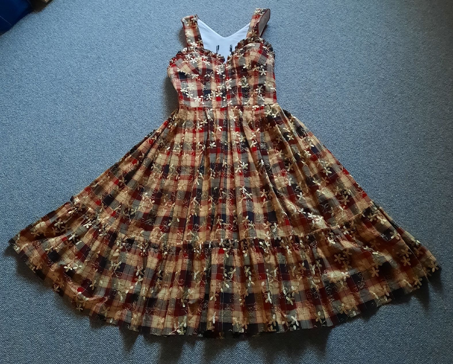 Robes: Dirndl Gr.38 – Neuf (Voir description) à Derendingen par Susu63 1