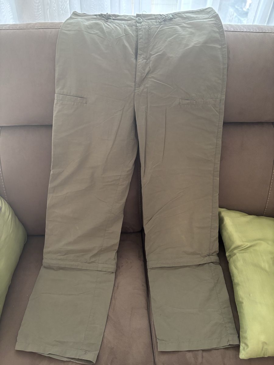 Pantaloni: Pantalon transformable – Usato da Lausanne venduto da isabelle0279