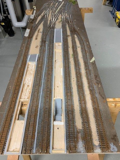 Roco Modelleisenbahnen: Komplettanlage HO – Gebraucht aus Herrenschwanden von  1