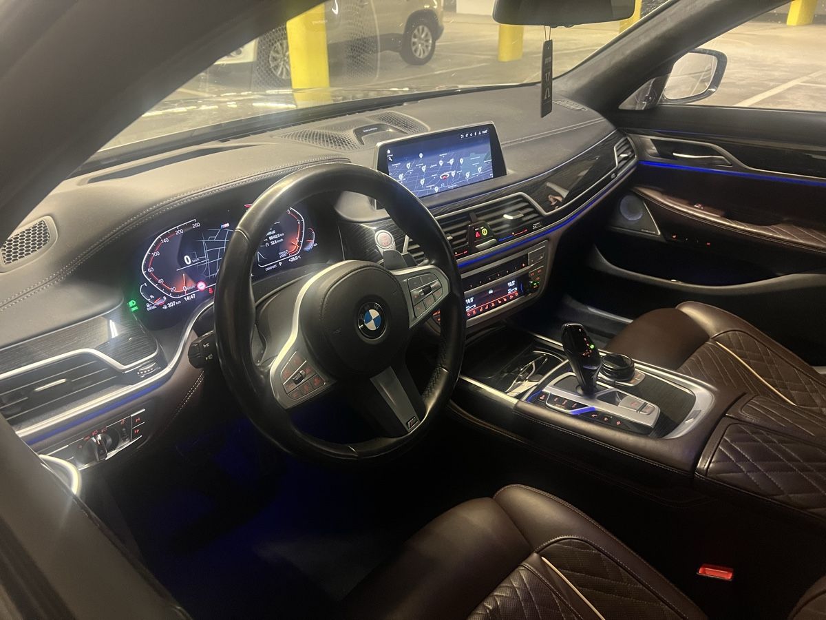 BMW Autos: BMW 750d xDrive – Gebraucht aus Gossau SG von Laaguna 3