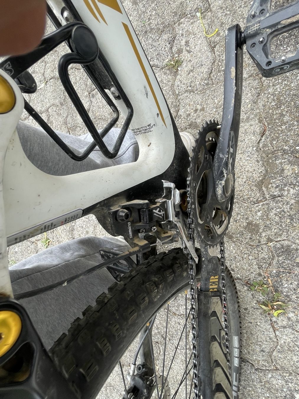 Bixs Vélos: vélo tout suspendue – D'occasion à Court par b.laurent 5