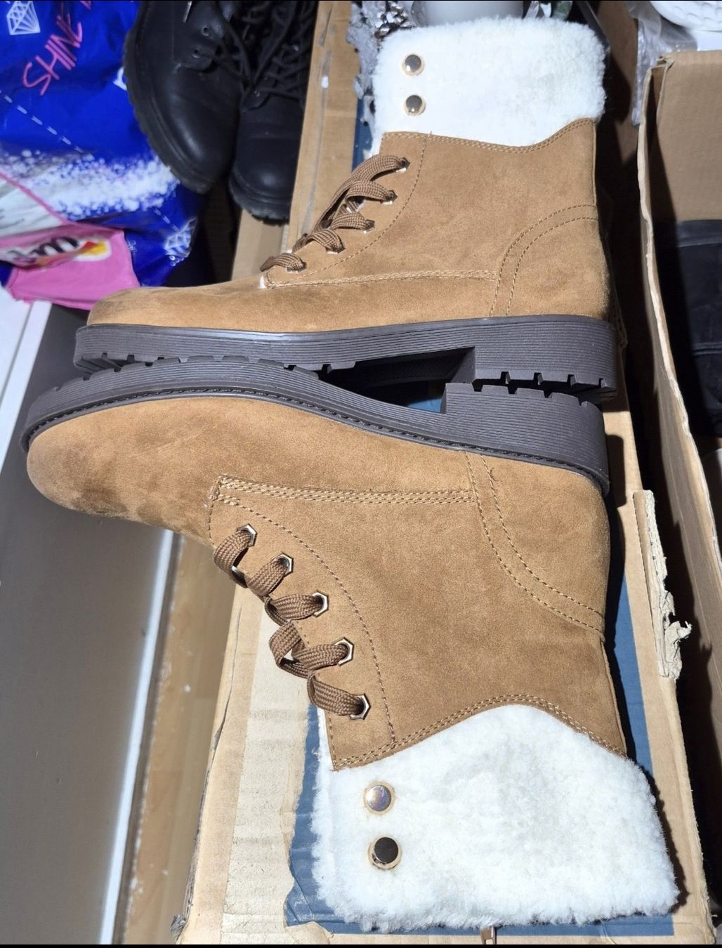 Scarpe da donna: Damen Stiefel – Nuovo (secondo la descrizione) da Wislikofen venduto da Ana.Gomes
