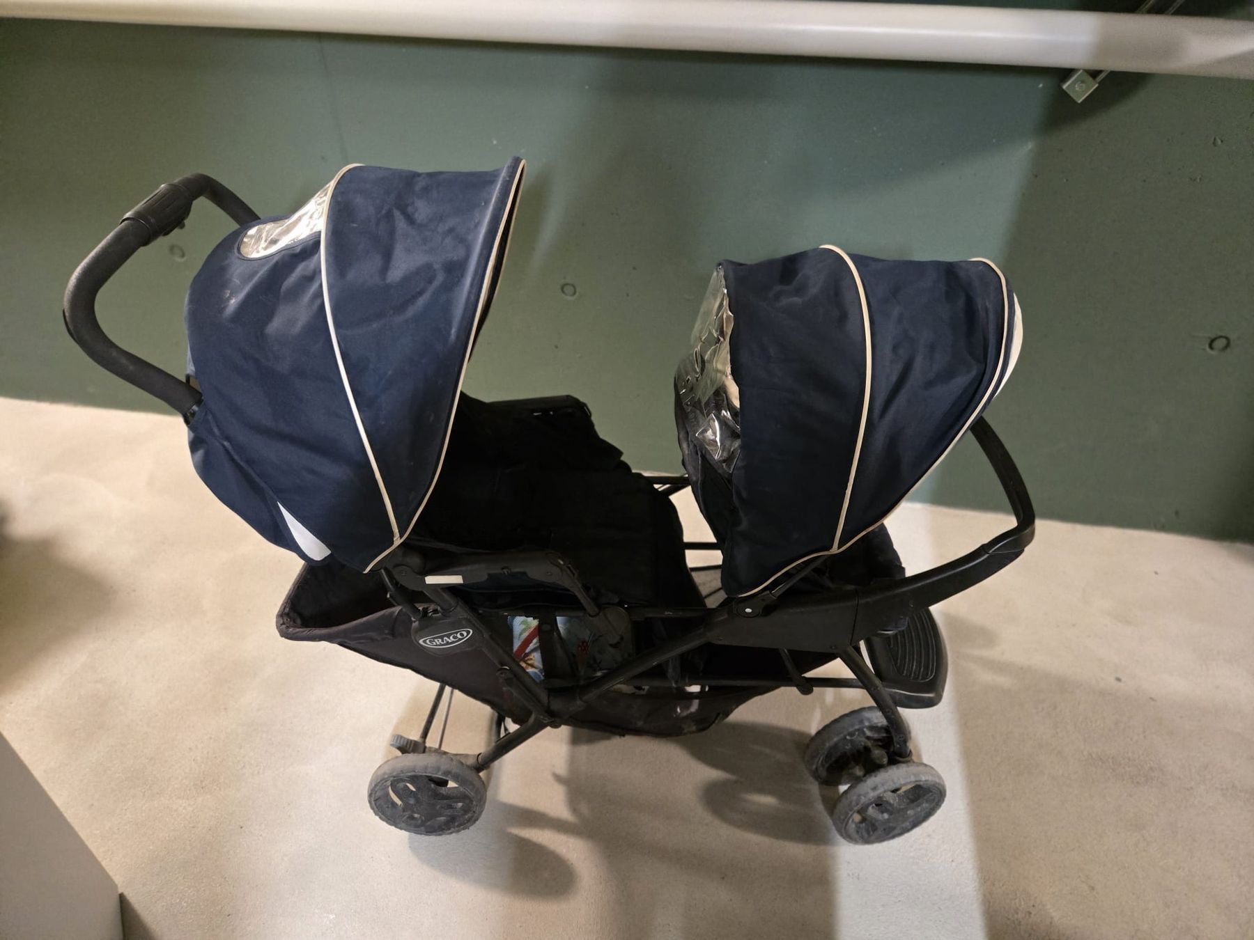Poussette: Zwillingsbuggy – D'occasion à Zürich par Bus759 1
