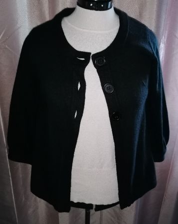 Verspieltes Retro Strick-Jäckchen