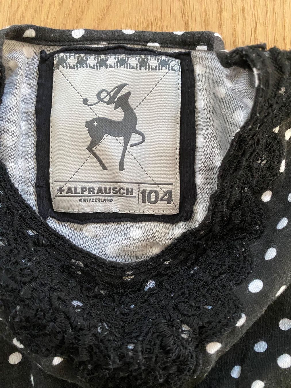 Alprausch Vestiti & Gonne: Alprausch Mädchen Oberteil / Kleid 104 – Usato da Einsiedeln venduto da PaedeK84 2