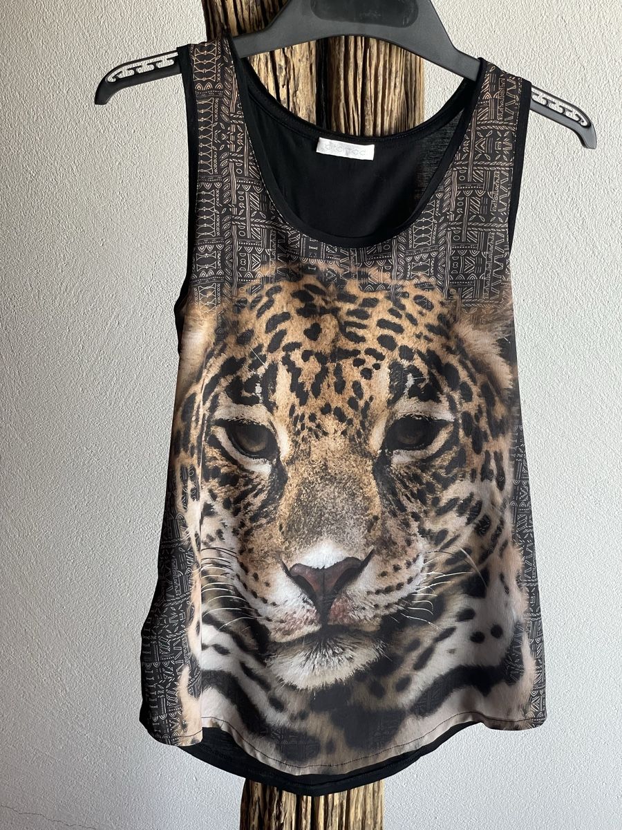 T-shirt: T-shirt wie neu Gr. S – Usato da St. Moritz venduto da hdj_dd7v