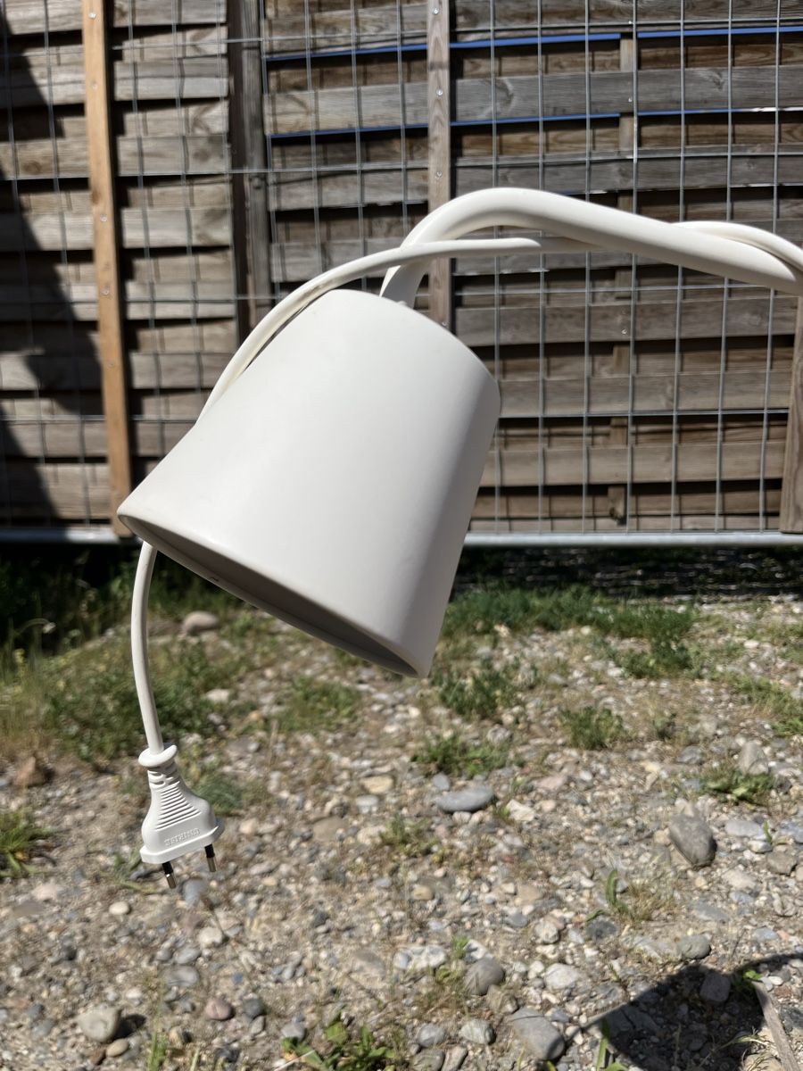Lampade: Weisse Vintage Schreibtischlampe – Usato da Basel venduto da noldi.boldi 1