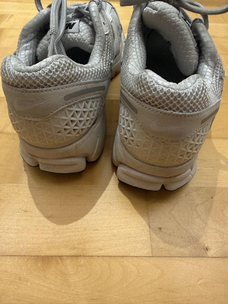 Nike Scarpe da uomo: Nike Schuh Grösse EU 39 gebraucht – Usato da Boll venduto da naj_8w6f 4