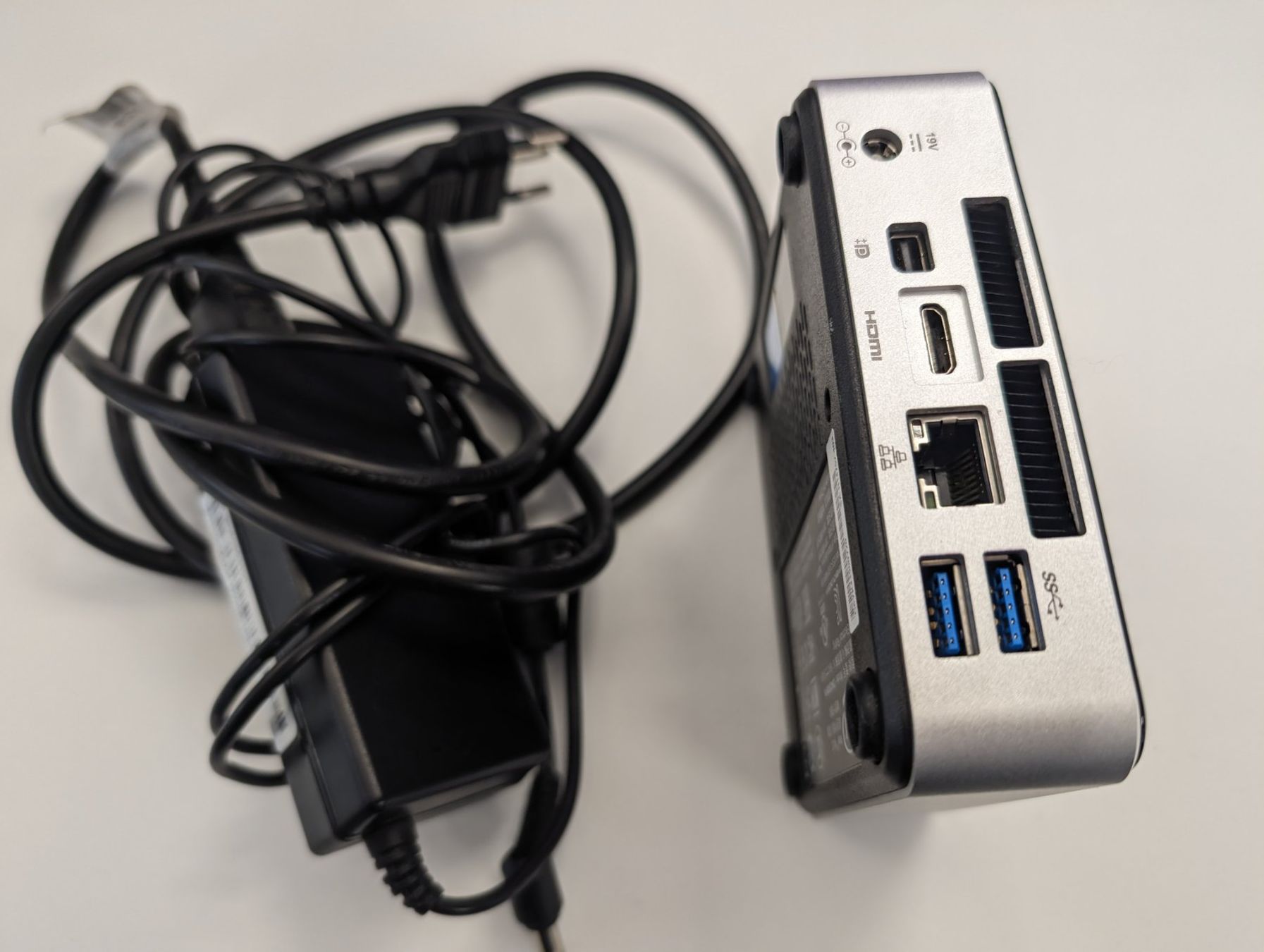 Intel PC: Intel NUC i5, Modell D54250WYK – Usato da Adlikon b.Regensdf venduto da Shole150 2
