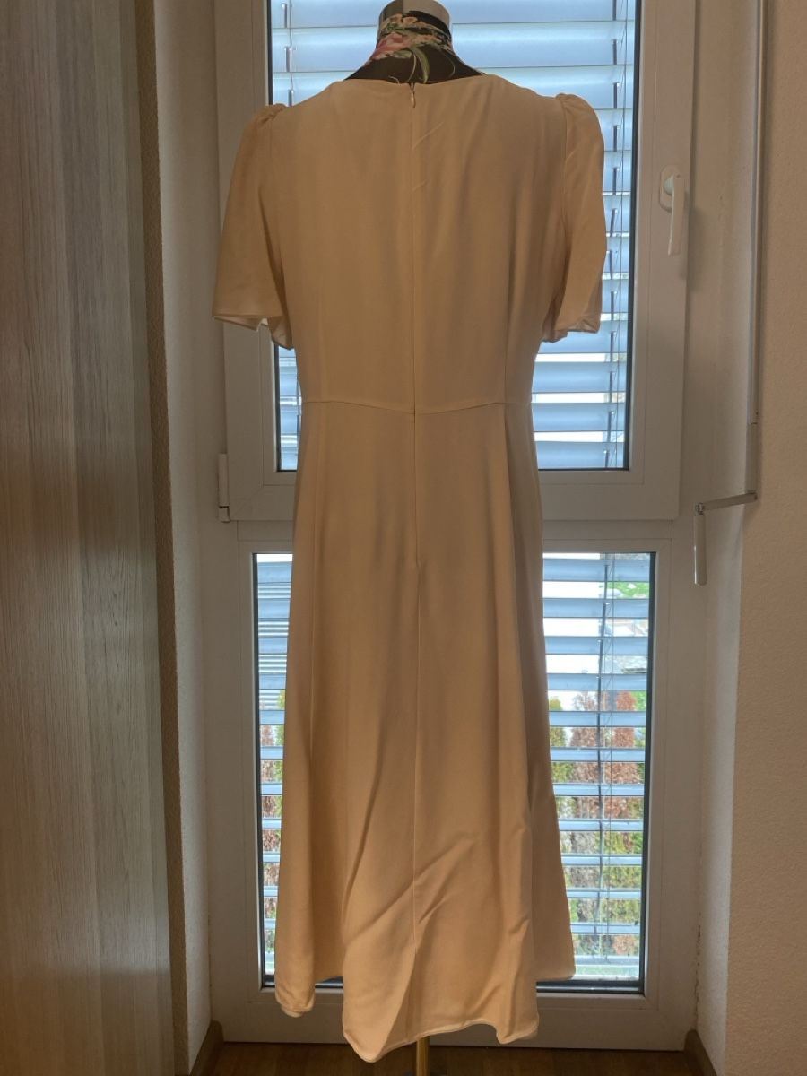 Vestiti: Kleid Goat UK 16 – Usato da balsthal venduto da davidbalsthal23 3