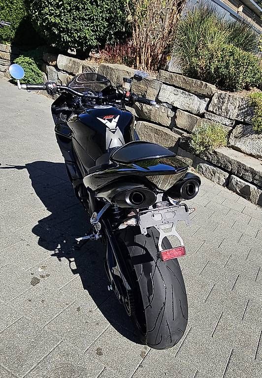 Strada: Yamaha R1  – Usato da Fischbach LU venduto da Togla