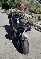 Yamaha R1 