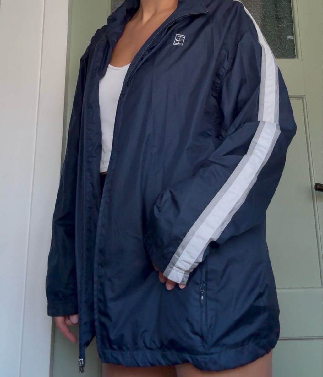 Nike Vestes: Lässige Nike Jacke – D'occasion à Langenthal par Nina_Leonie 2