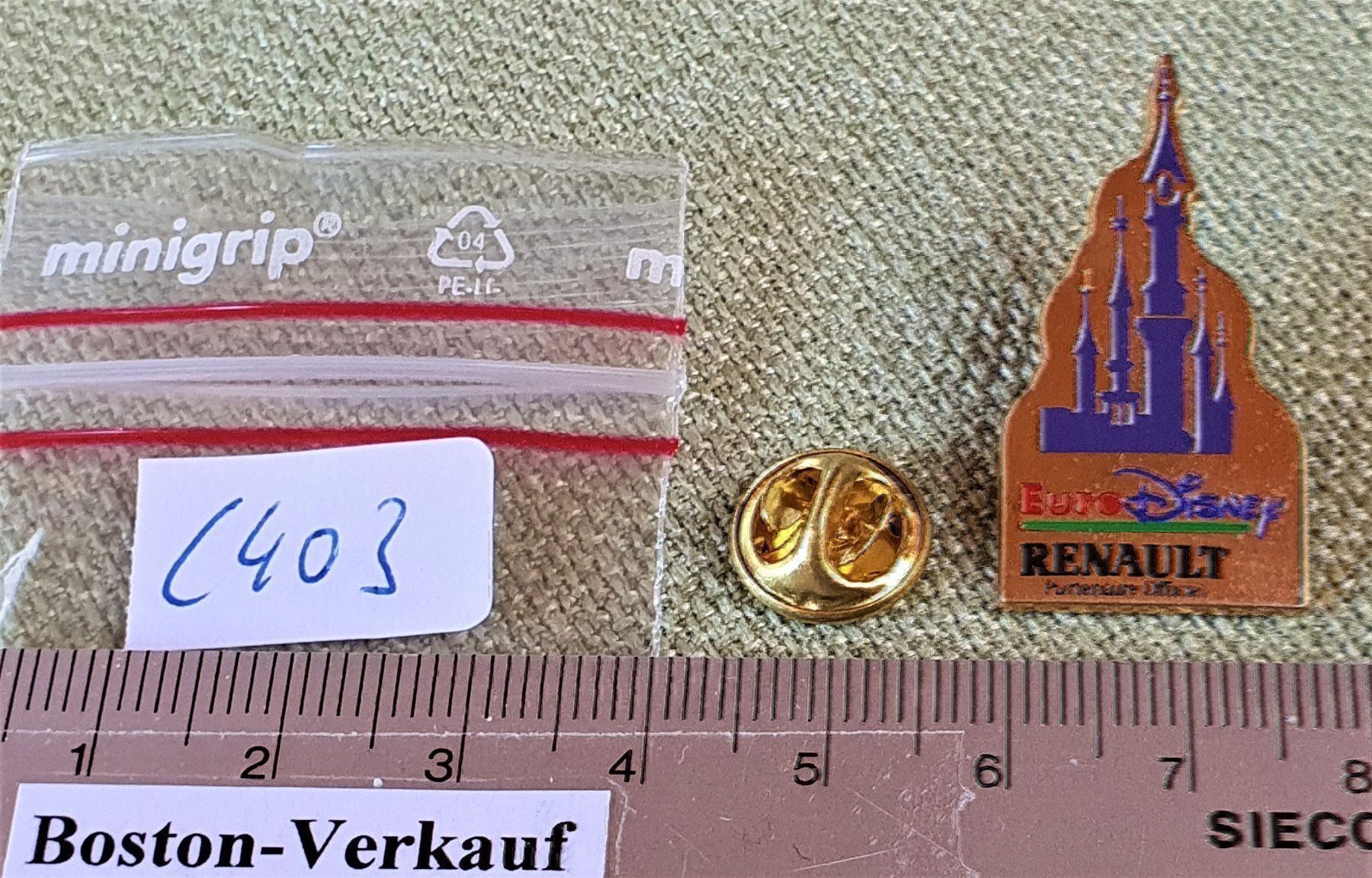 Placchette & Badge: C403 - Pin Renault Euro Disney Paris – Usato da Reinach BL venduto da Boston-Verkauf 2