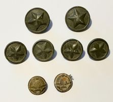 8 Militär Knöpfe Uniform, Swisscoy etc.