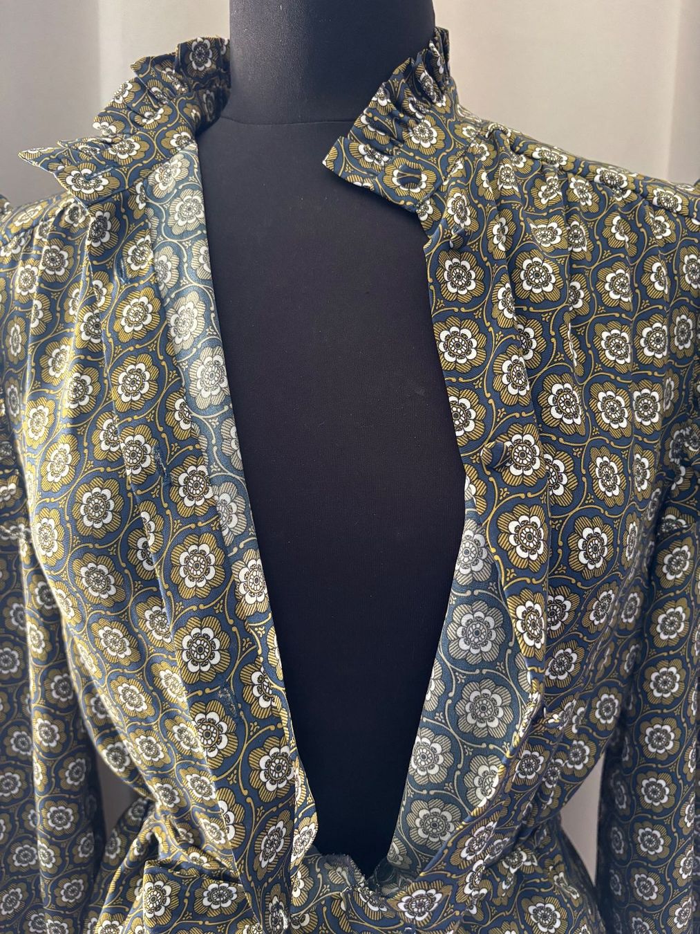 Max Mara Robes: Robe MAXMARA taille 42 – D'occasion à Peseux par CharmeCommerce 1