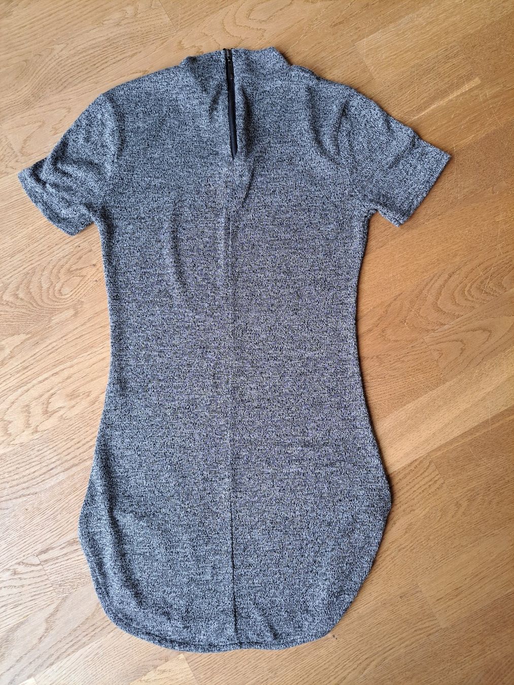 Zebra Vestiti: Kurzes Kleid Gr. XS – Usato da Oetwil am See venduto da Kuechenzeit 1