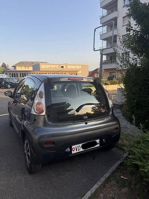 Autos: Peugeot 107 1.0 essence  – Gebraucht aus Prilly von gui_mc6f 2