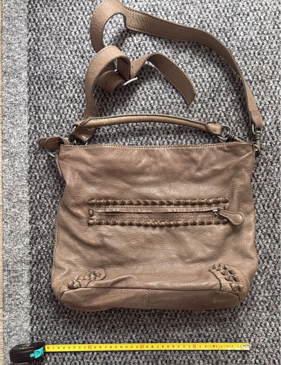 Liebeskind Taschen für Damen: Ledertasche Marke Liebeskind – Gebraucht aus Oppligen von Merida007