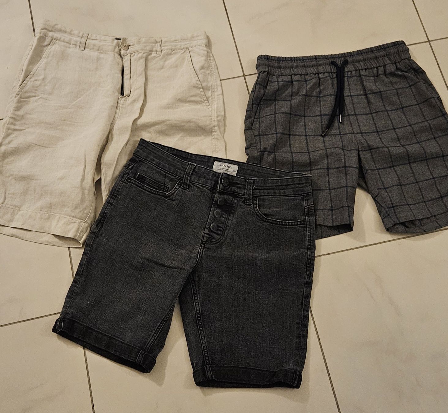 Pantaloni: Herren Shorts gr. S – Nuovo (secondo la descrizione) da Wohlen AG venduto da france19m