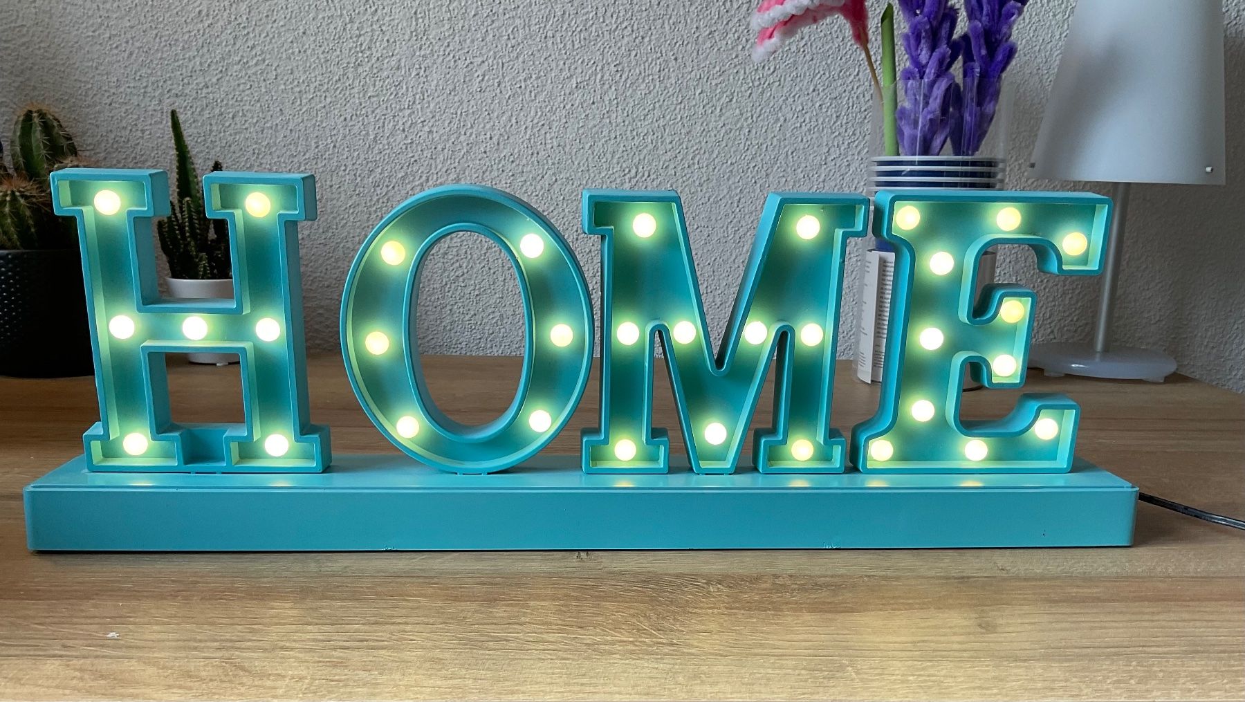 Alle Dekorationen: Home Deko Leuchtschrift – Gebraucht aus Ellikon a d Thur von sar_l8sf