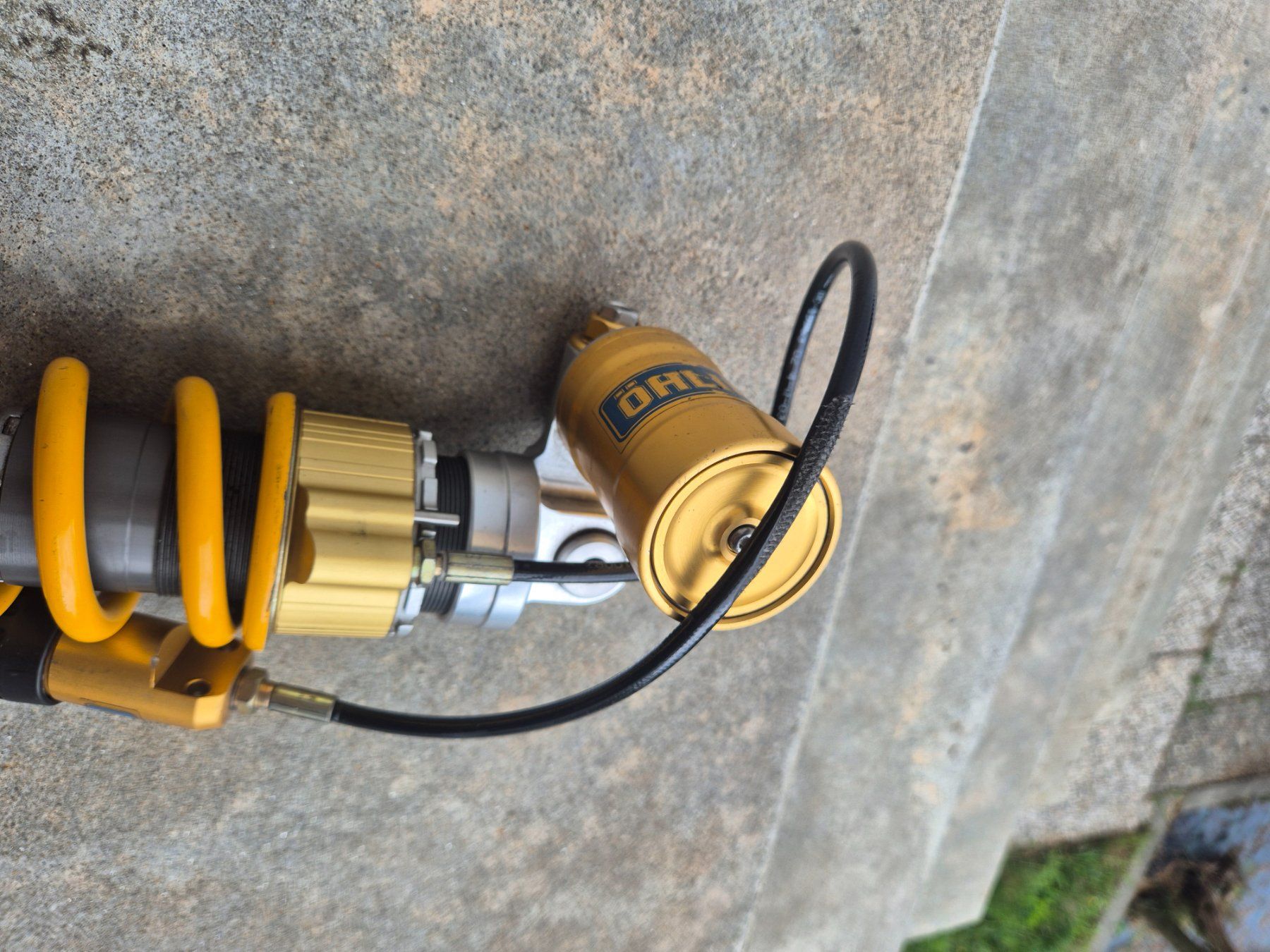 Suzuki Tutti i ricambio per moto: Ohlins suzuki gsxr 1000 k5 k6 – Usato da Novazzano venduto da pat_8qph 4
