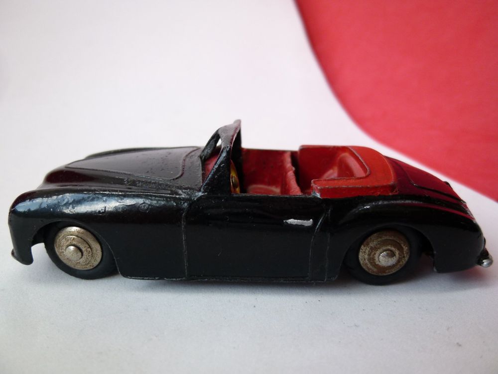 Dinky Toys Simca 8 Sport 1956 - Miniature 1:43 - Made In France
