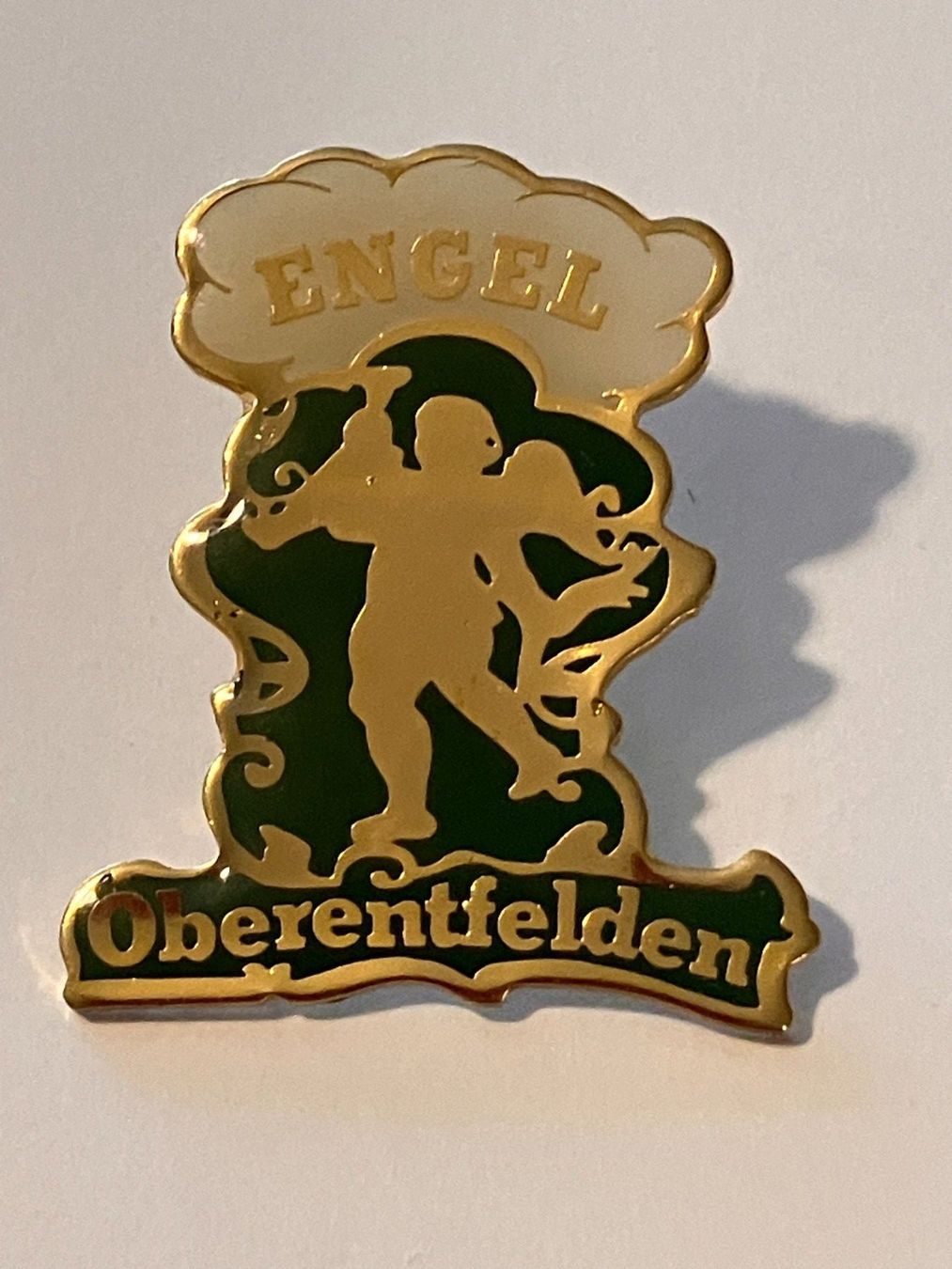 Placchette & Badge: 1 Pin Engel Oberentfelden – Usato da Basel venduto da djwwpp