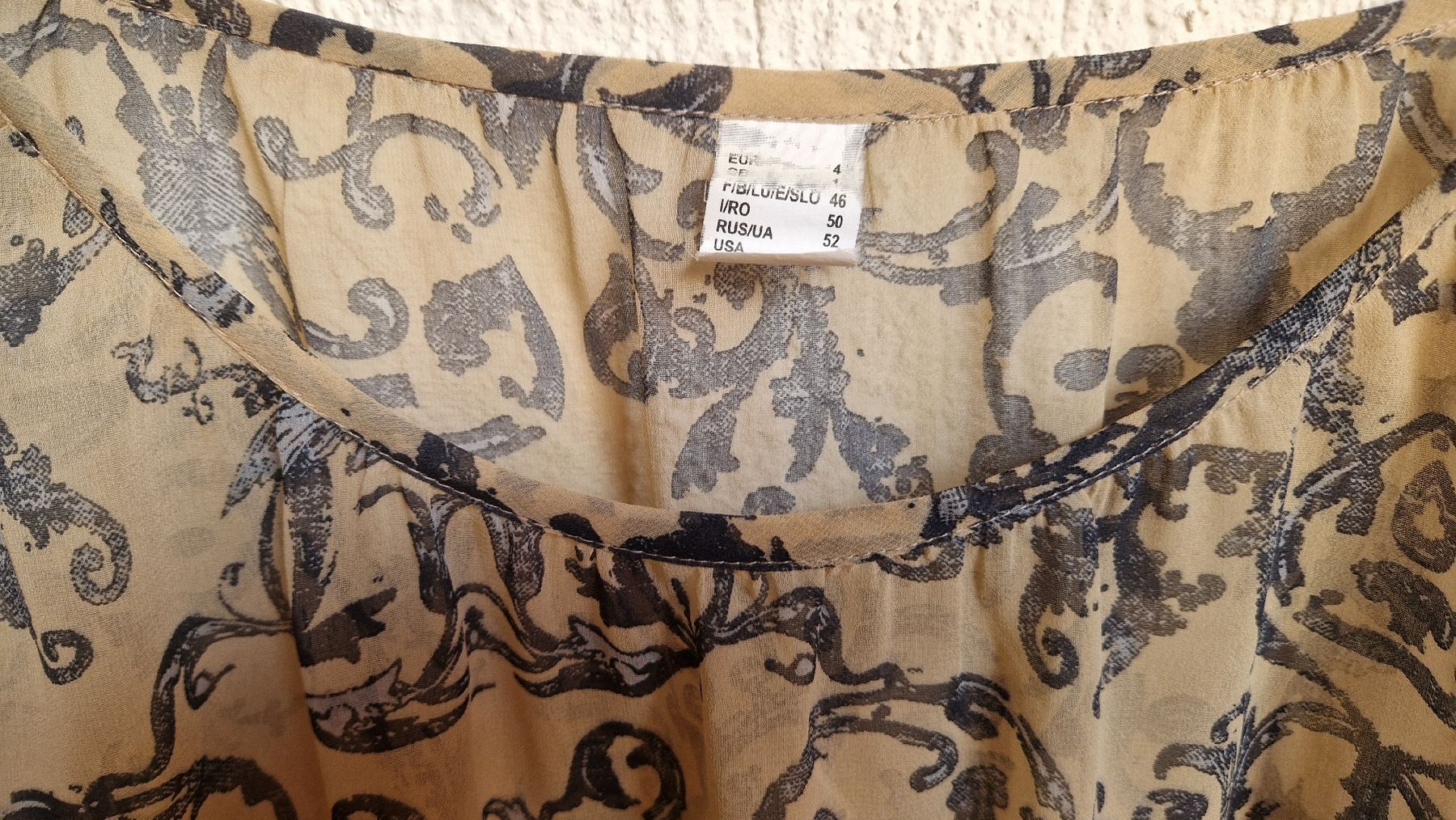 Heine Camicette: Damenbluse, leicht und transparent, beige mit hellblau Gr.44 – Usato da Rickenbach LU venduto da esmarti 2