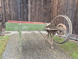 Antiker Strohhäcksler