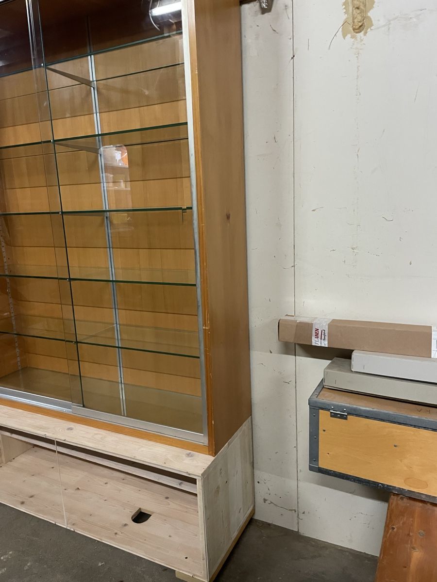 Modellini di ferrovie: Spur 1 / 0 Glasvitrine – Usato da Pratteln venduto da efeu12 1